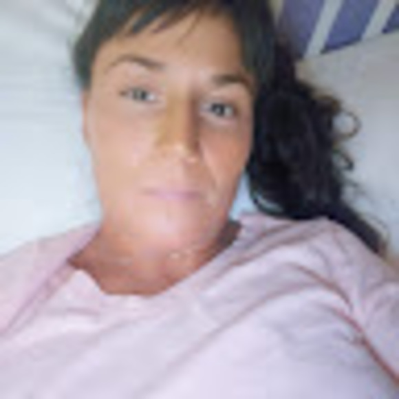 Meet your Posher, Nicole - Picture 1 of 1